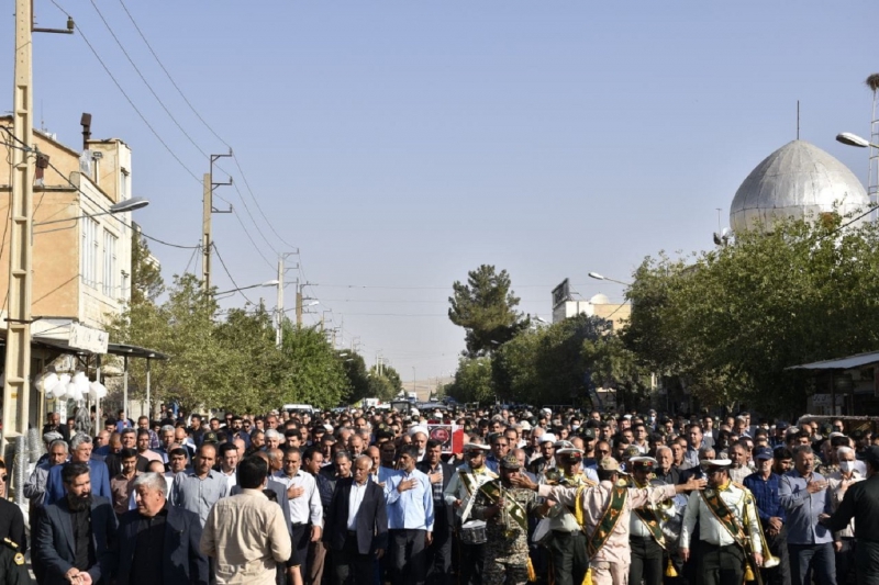 مراسم تشییع پیکر جانباز سرافراز، مرحوم "حاج سید قدرت الله سیدی زاده" برگزار شد 9