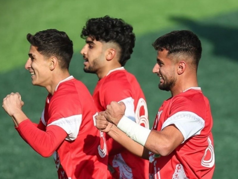 دبل جوانان پرسپولیس در قهرمانی