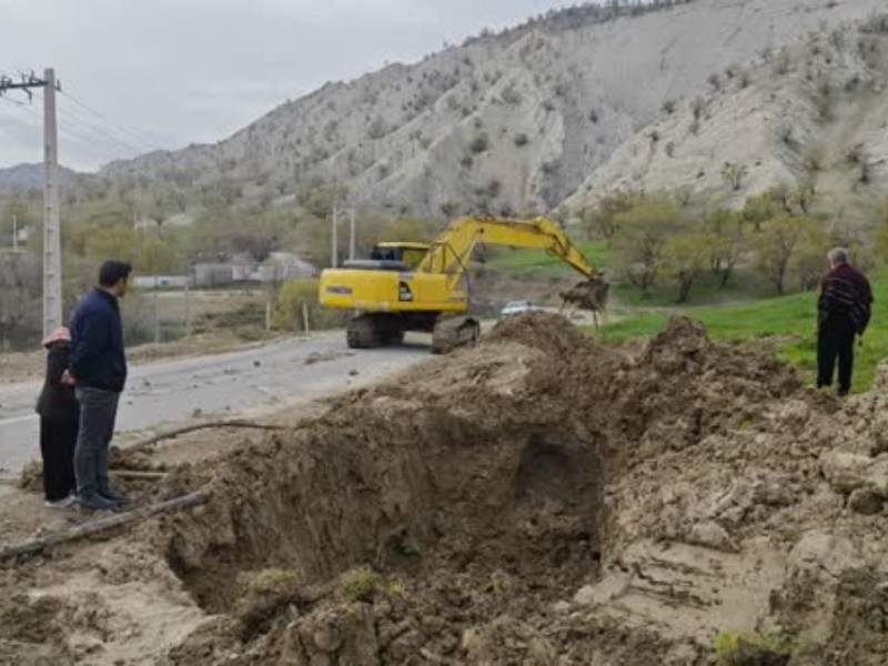 رفع شکستگی خط انتقال آب ملکشاهی